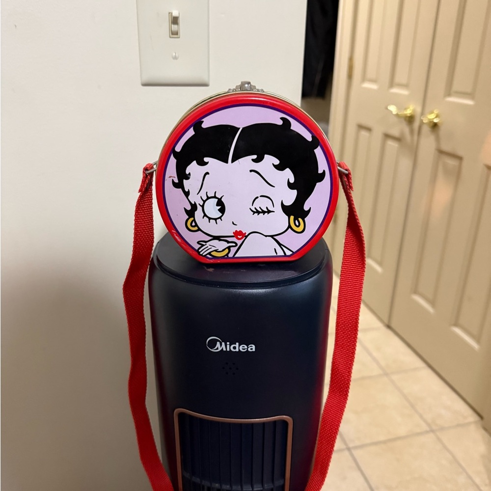 Betty Boop Round Crossbody Bag